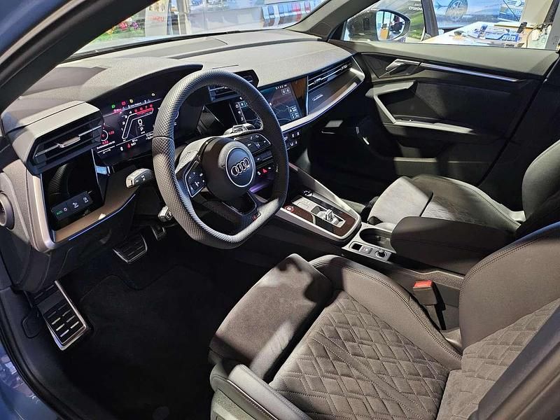 Gebraucht Audi RS3 400 PS (294 kW) 2023 Kremona  grau Limousine