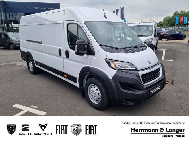 Weiss / schneeweiss Gebraucht 2022 Peugeot Boxer Van | 29.897 € - Bild 1/4