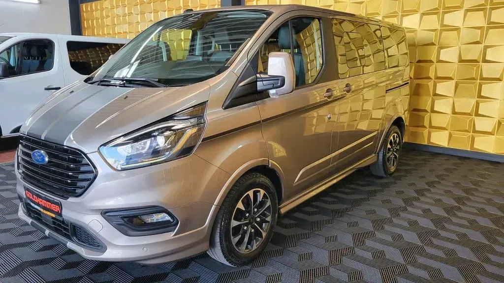 Gebraucht Ford Tourneo Custom Sport 185 PS (136 kW) 2021 Silber Van
