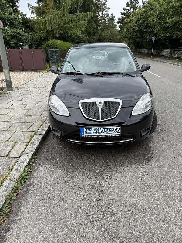 Schwarz Gebraucht 2006 Lancia Ypsilon Kleinwagen | 750 € (Guter Preis) - Bild 1/4