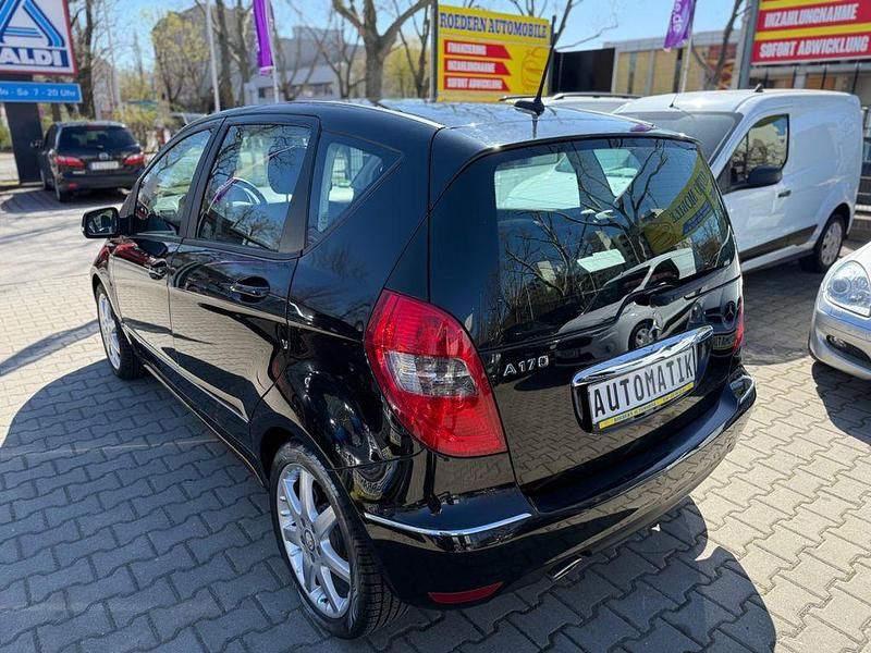 Gebraucht Mercedes A170 Elegance 116 PS (85 kW) 2009 Schwarz Limousine
