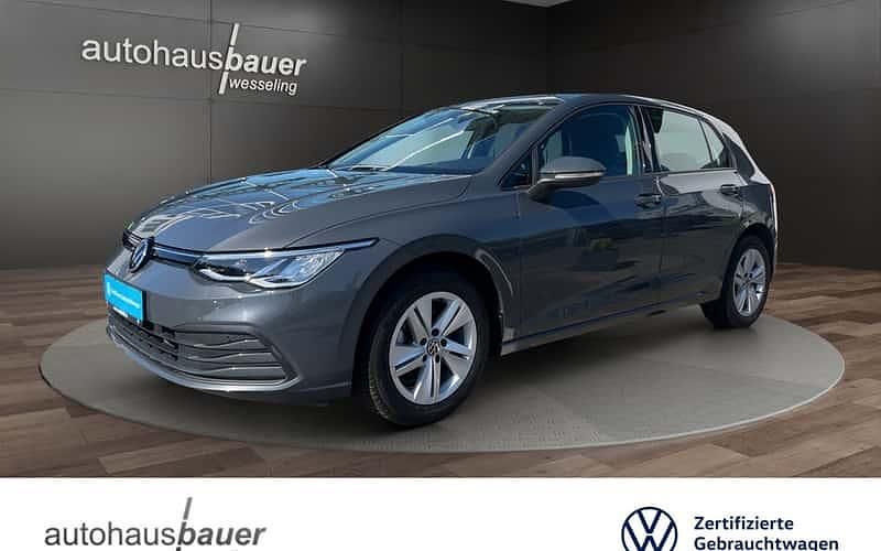 Delfingrau Gebraucht 2020 VW Golf VIII Life Limousine | 18.580 € (Fairer Preis) - Bild 1/4