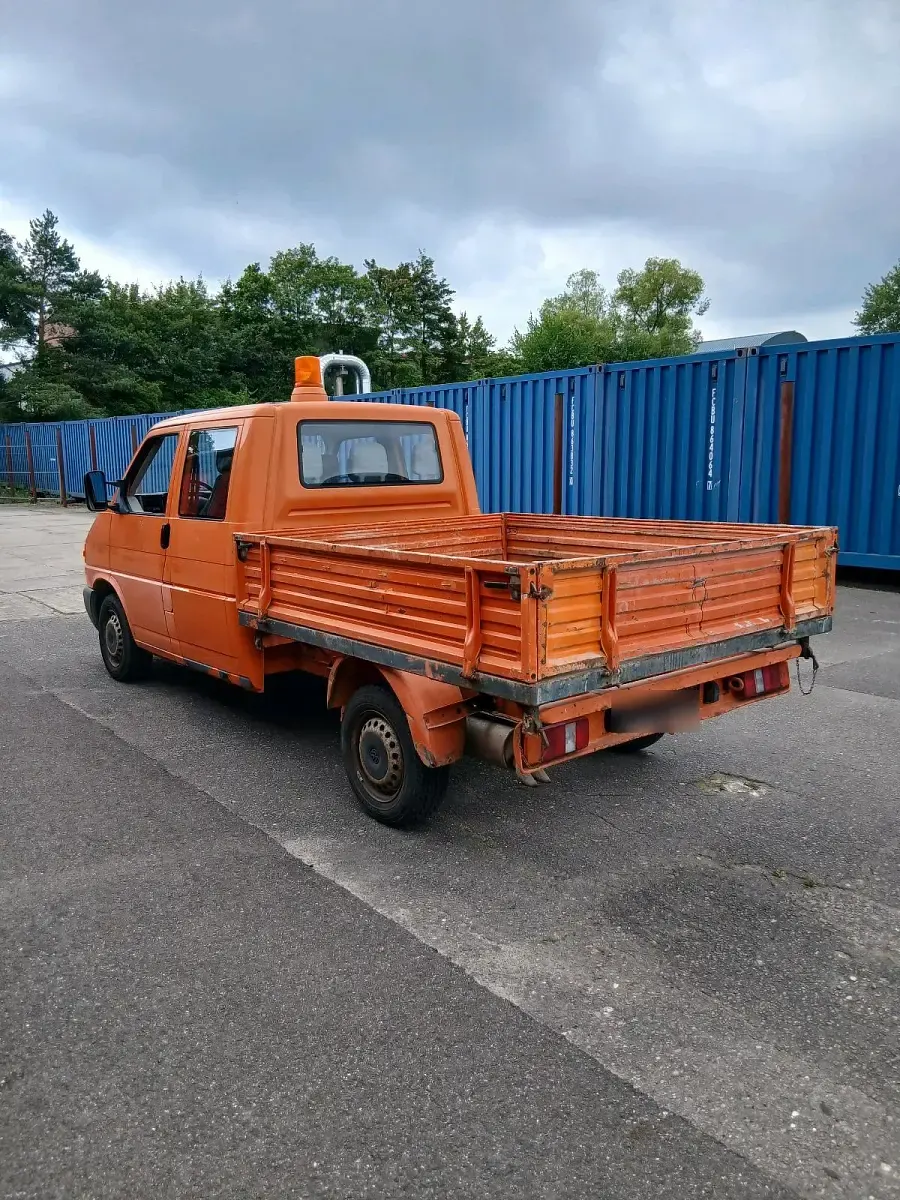 Gebraucht VW T4 68 PS (50 kW) 1996 Orange Van