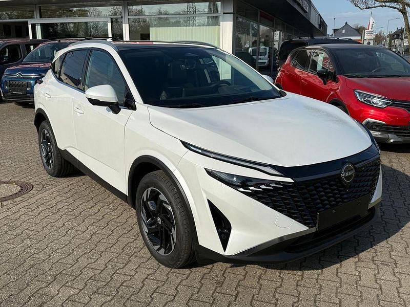 Neu Nissan Qashqai N-Connecta 158 PS (116 kW) 2025 Weiß SUV