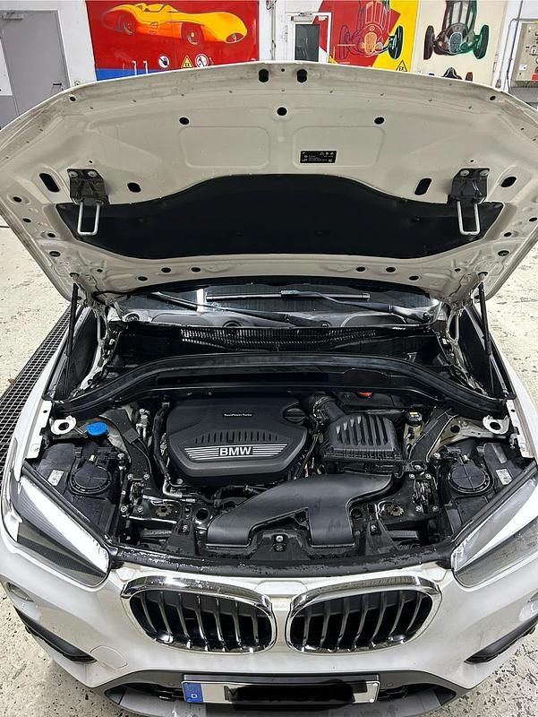 Gebraucht BMW X1 190 PS (139 kW) 2018 Weiß SUV