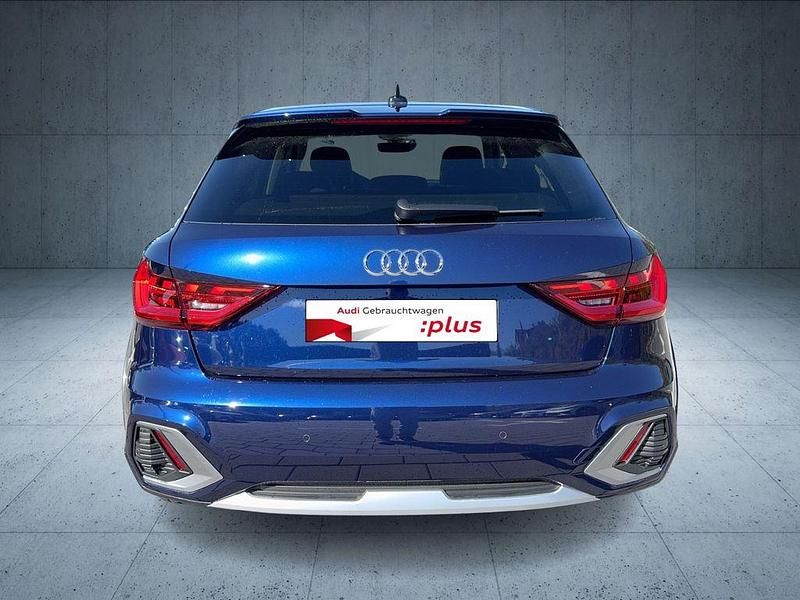 Gebraucht Audi A1 S-Line 116 PS (85 kW) 2024 Navarrablau metallic Kleinwagen