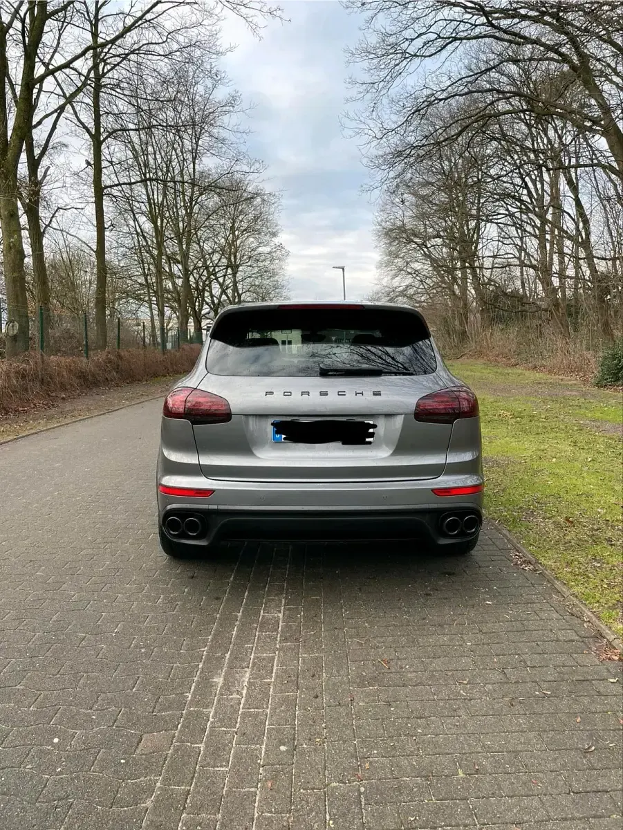 Gebraucht Porsche Cayenne 262 PS (192 kW) 2016 Grau SUV