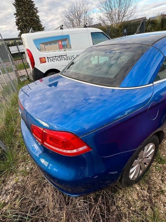 Usata VW Eos Edition 122 CV (89 kW) 2012 Blu Cabrio