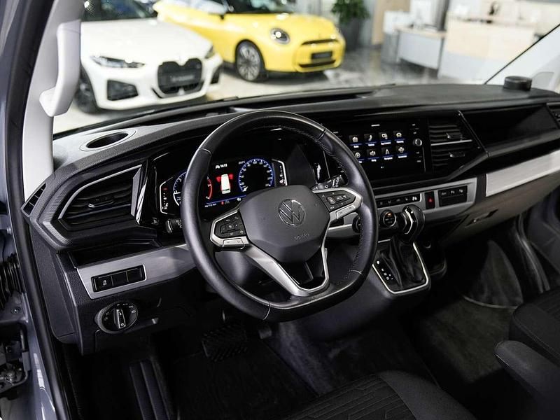 Gebraucht VW Multivan Comfortline 204 PS (150 kW) 2022 Pure grey Van