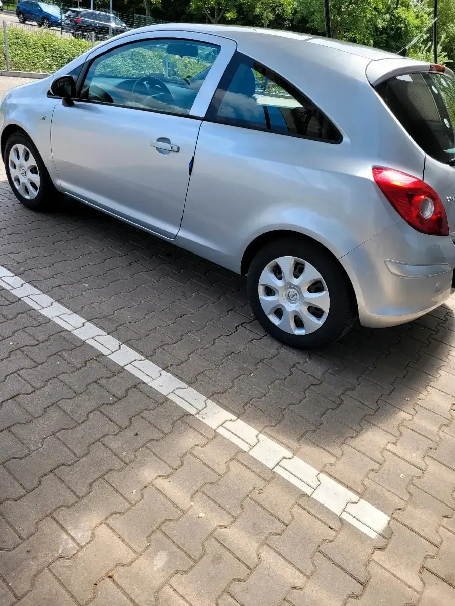 Gebraucht Opel Corsa 80 PS (58 kW) 2008 Grau Kleinwagen