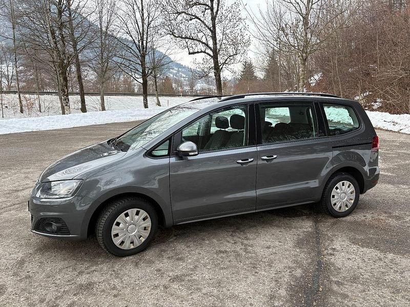Gebraucht Seat Alhambra Style 150 PS (110 kW) 2017 Grau Van / Kleinbus