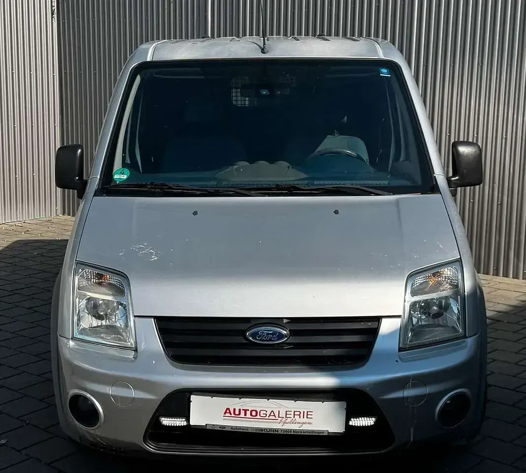 Gebraucht Ford Transit Connect Trend 110 PS (80 kW) 2010 Silber Van / Kleinbus