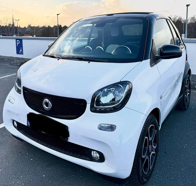 Gebraucht Smart ForTwo Cabrio 71 PS (52 kW) 2016 Weiß Cabrio