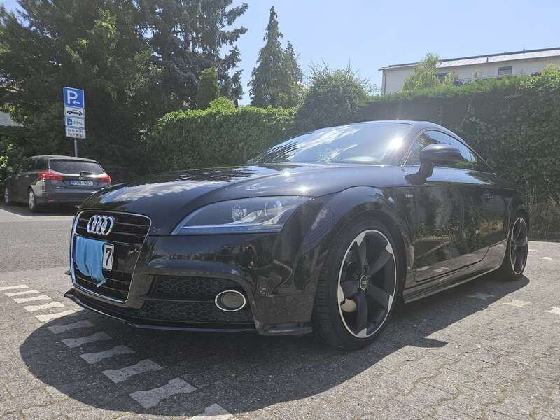 Schwarz Gebraucht 2014 Audi TT Coupé | 20.999 € (Teuer) - Bild 1/4