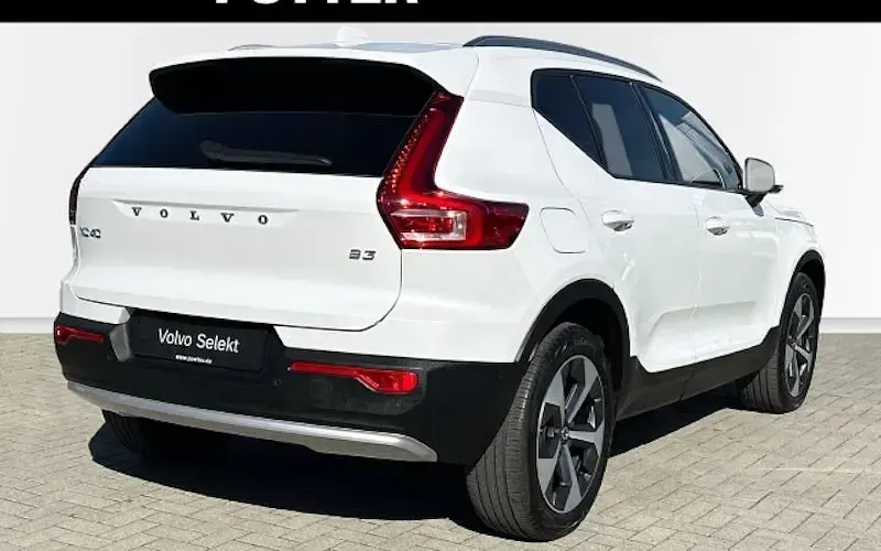 Occasion Volvo XC40 Core 163 ch (119 kW) 2024 Blanc SUV
