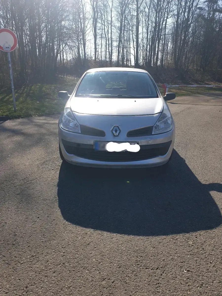 Gebraucht Renault Clio III 75 PS (55 kW) 2006 Grau Kleinwagen