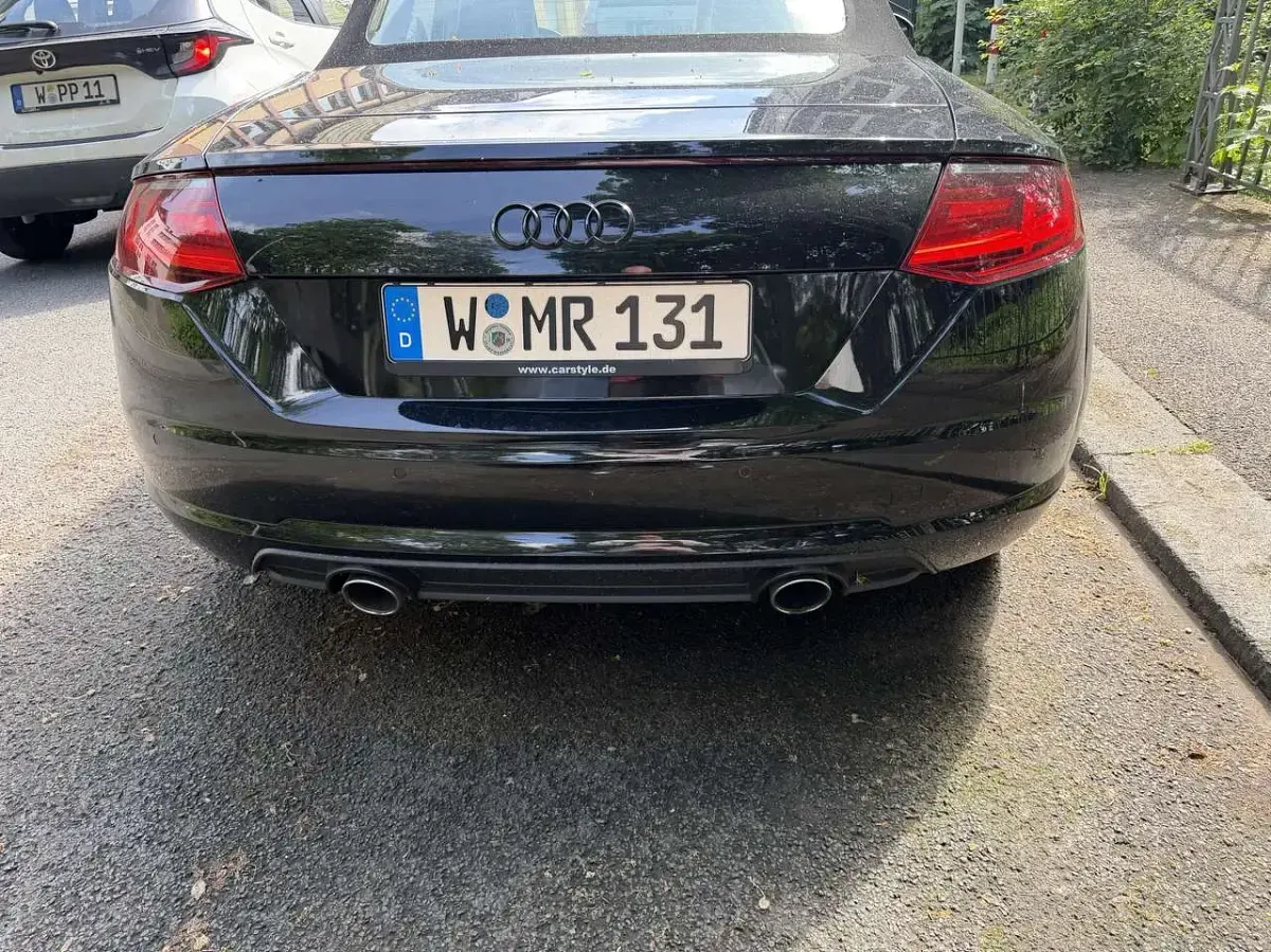 Gebraucht Audi TT Roadster Ambiente 184 PS (135 kW) 2015 Schwarz Cabrio