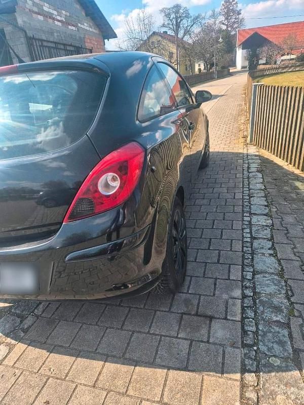 Gebraucht Opel Corsa 90 PS (66 kW) 2008 Kleinwagen