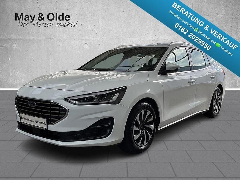 Weiss Gebraucht 2023 Ford Focus Titanium Kombi | 15.777 € (Superpreis) - Bild 1/4
