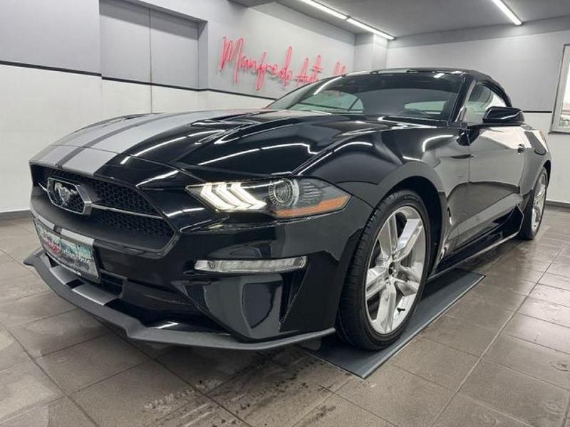 Absolute black (metallic) Gebraucht 2019 Ford Mustang Premium Cabrio | 29.880 € (Etwas zu teuer) - Bild 1/4