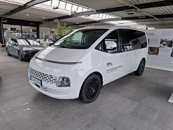 Gebraucht Hyundai Staria Trend 224 PS (164 kW) 2024 Weiß (creamy white (weiß)) Van / Kleinbus