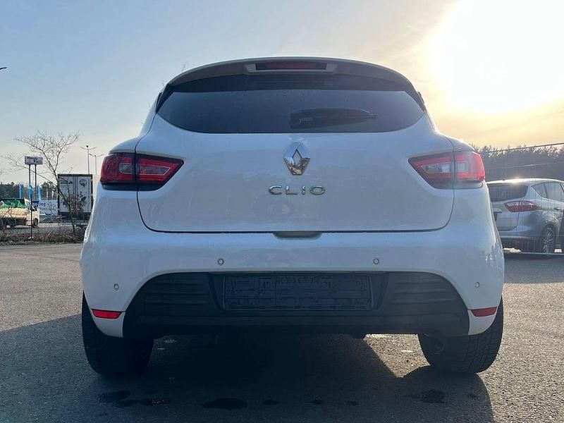 Gebraucht Renault Clio IV 73 PS (53 kW) 2019 Weiß Limousine