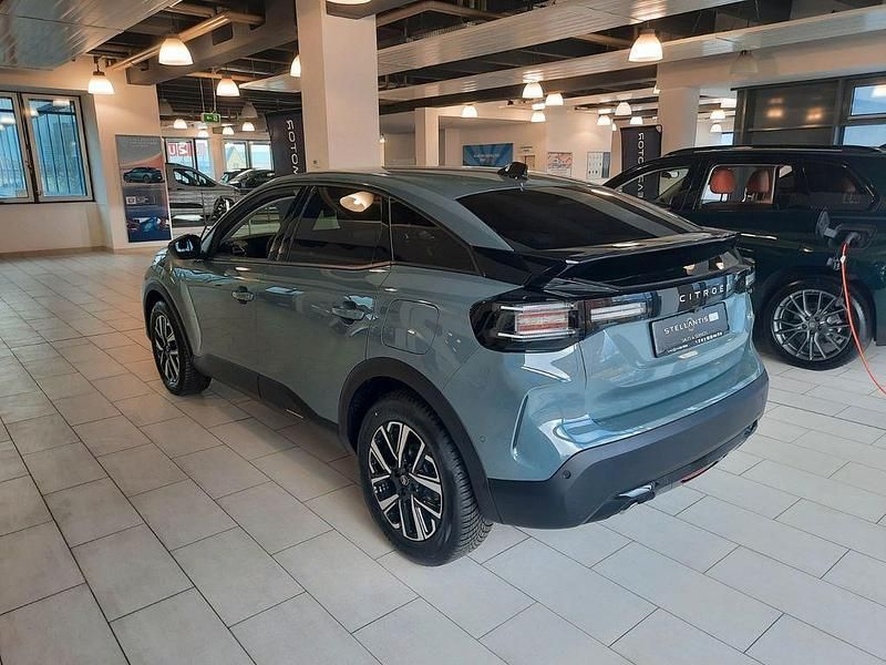 Neu Citroën C4 131 PS (96 kW) 2026 Grün SUV