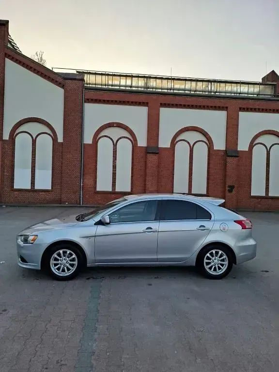 Gebraucht Mitsubishi Lancer 117 PS (86 kW) 2011 Grau Limousine
