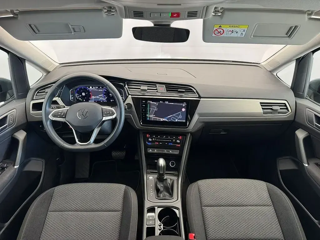 Gebraucht VW Touran Comfortline 150 PS (110 kW) 2025 Delfingrau metallic Van / Kleinbus