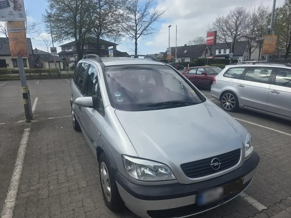 Gebraucht Opel Zafira 101 PS (74 kW) 2002 Grau Van / Kleinbus