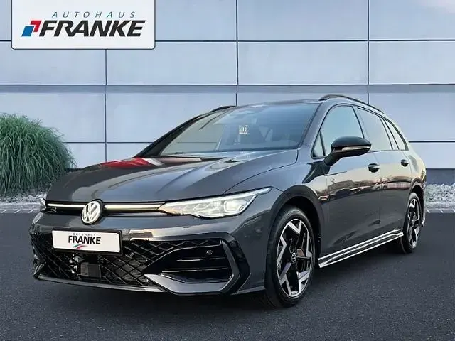 Neu VW Golf VIII R-line 150 PS (110 kW) 2025 Delfingrau metallic Kombi