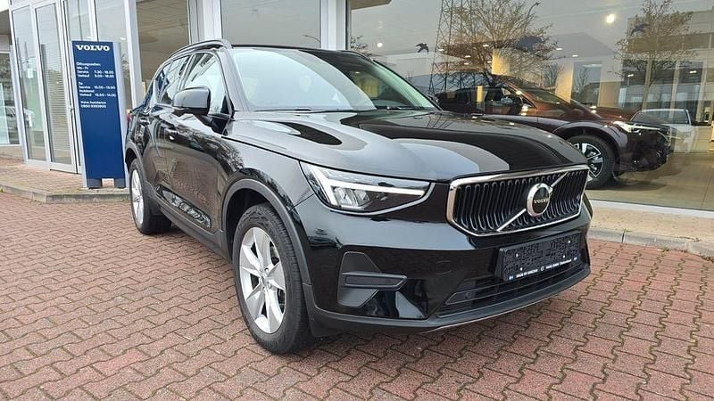 Schwarz Gebraucht 2021 Volvo XC40 SUV | 23.900 € (Guter Preis) - Bild 1/4