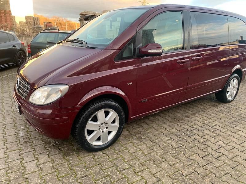 Rot Gebraucht 2008 Mercedes Viano Van / Kleinbus | 6.999 € (Superpreis) - Bild 1/4