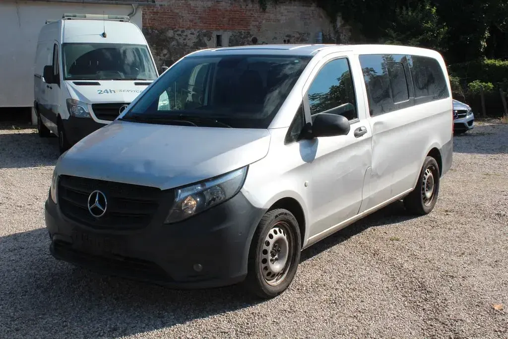 Gebraucht Mercedes Vito 163 PS (119 kW) 2016 Silber Van