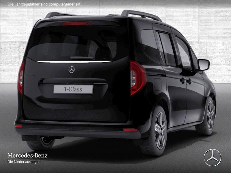 Gebraucht Mercedes T180 131 PS (96 kW) 2025 Schwarz Van / Kleinbus