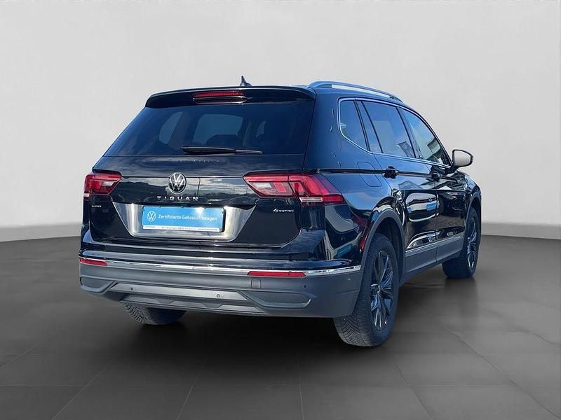 Gebraucht VW Tiguan Allspace Move 193 PS (141 kW) 2024 Schwarz SUV