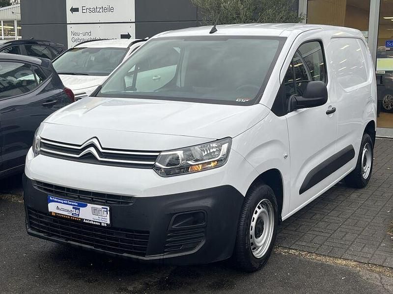 Second-hand Citroën Berlingo 102 CP (75 kW) 2024 Alb Monovolum