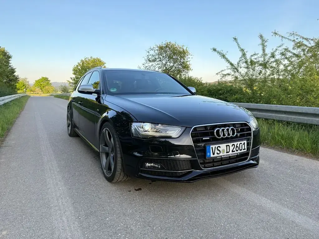 Używany Audi A4 S-Line 245 KM (180 kW) 2015 Czarny Sedan/Limuzyna