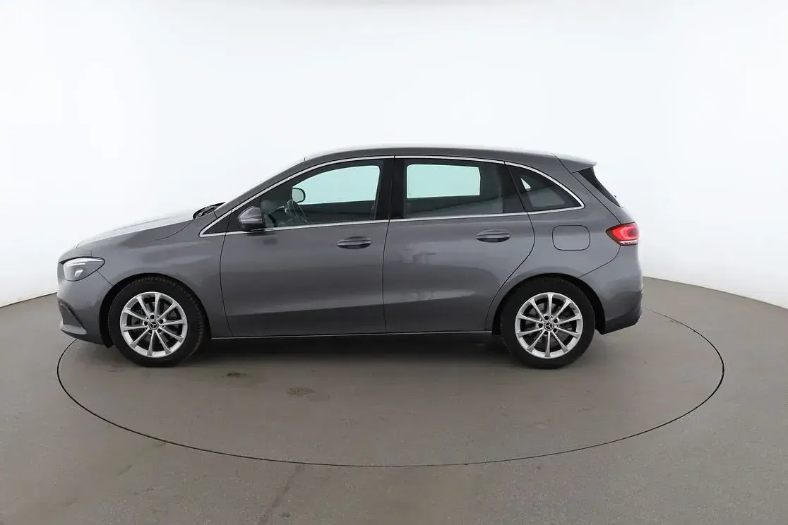 Gebraucht Mercedes B200 Progressive 163 PS (119 kW) 2020 Grau Kleinwagen