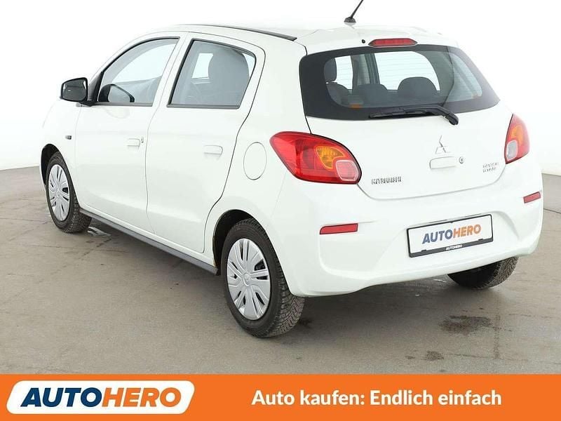 Gebraucht Mitsubishi Space Star Basis 71 PS (52 kW) 2020 Weiß Kleinwagen