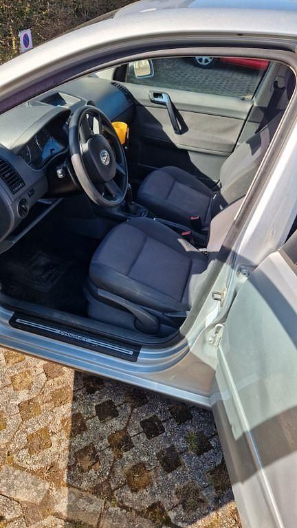 Gebraucht VW Polo Cricket 75 PS (55 kW) 2004 Silber Kleinwagen