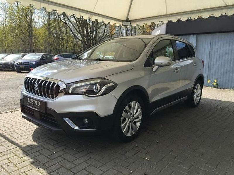 Silber Gebraucht 2017 Suzuki SX4 S-Cross Comfort SUV | 13.580 € (Fairer Preis) - Bild 1/4