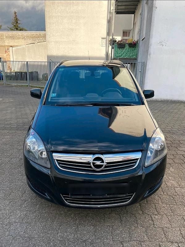 Schwarz Gebraucht 2013 Opel Adam Kleinwagen | 3.999 € - Bild 1/4