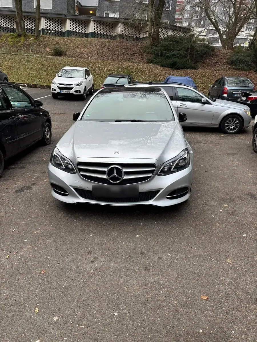 Gebraucht Mercedes E200 136 PS (100 kW) 2015 Silber Limousine