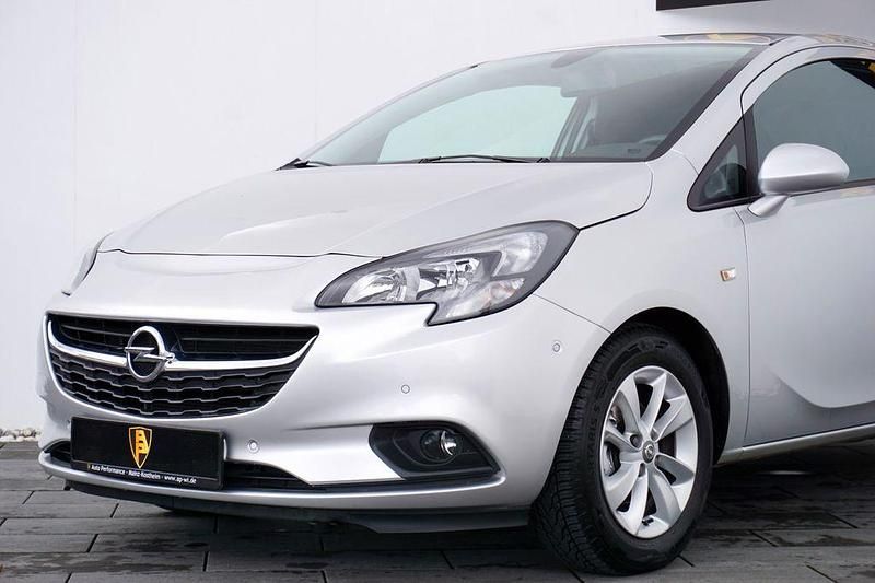 Gebraucht Opel Corsa 90 PS (66 kW) 2018 Argonsilber/sovereign/switchbl Kleinwagen