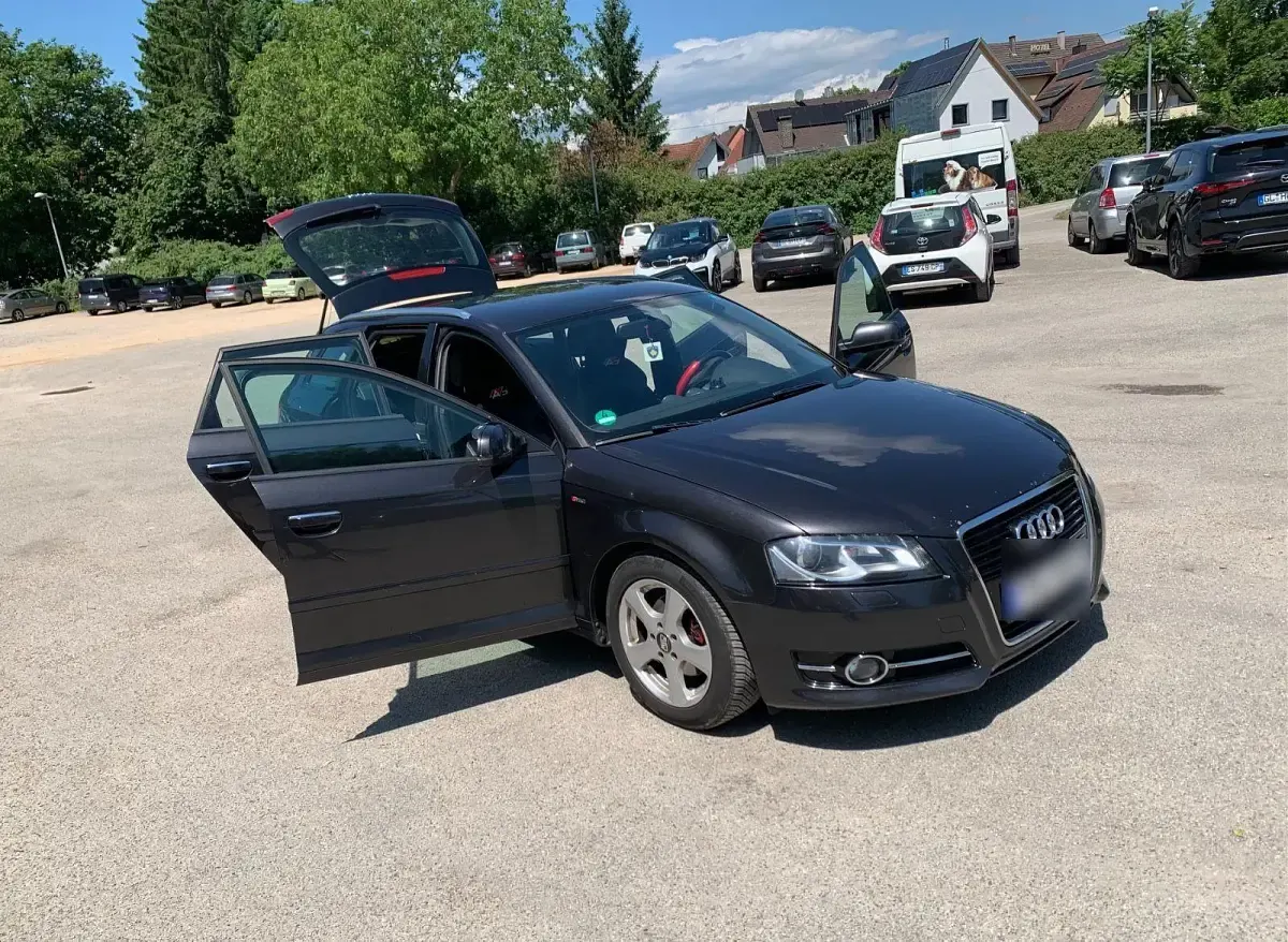Gebraucht Audi A3 S-Line 140 PS (102 kW) 2011 Schwarz Kleinwagen