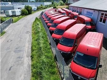 Rot, rot Gebraucht 2023 VW Crafter Van | 20.900 € - Bild 1/4
