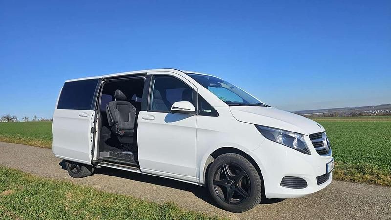 Gebraucht Mercedes V200 136 PS (100 kW) 2019 Weiß Van / Kleinbus