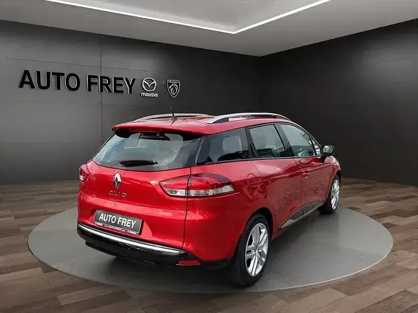 Gebraucht Renault Clio LIMITED 90 PS (66 kW) 2019 Rot Limousine