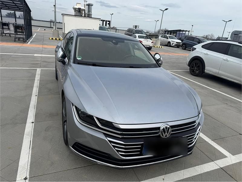 Gebraucht VW Arteon Elegance 190 PS (139 kW) 2018 Silber Kleinwagen